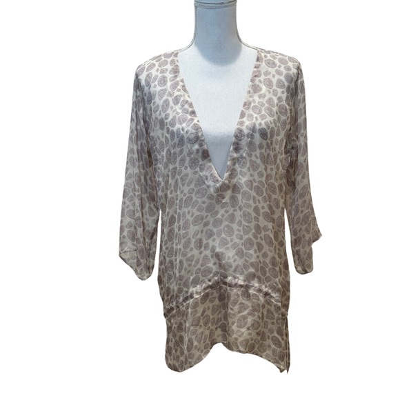 NWT Beautiful swim cover up by Have Faith. Small - Picture 4 of 9